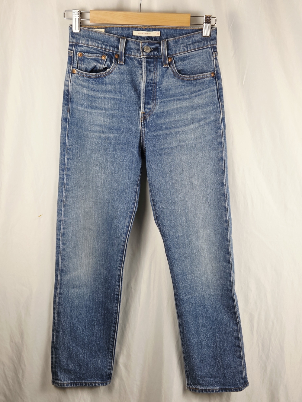 Levi's Premium Classic Wedgie Straight Leg Women's Blue Jeans Size 25